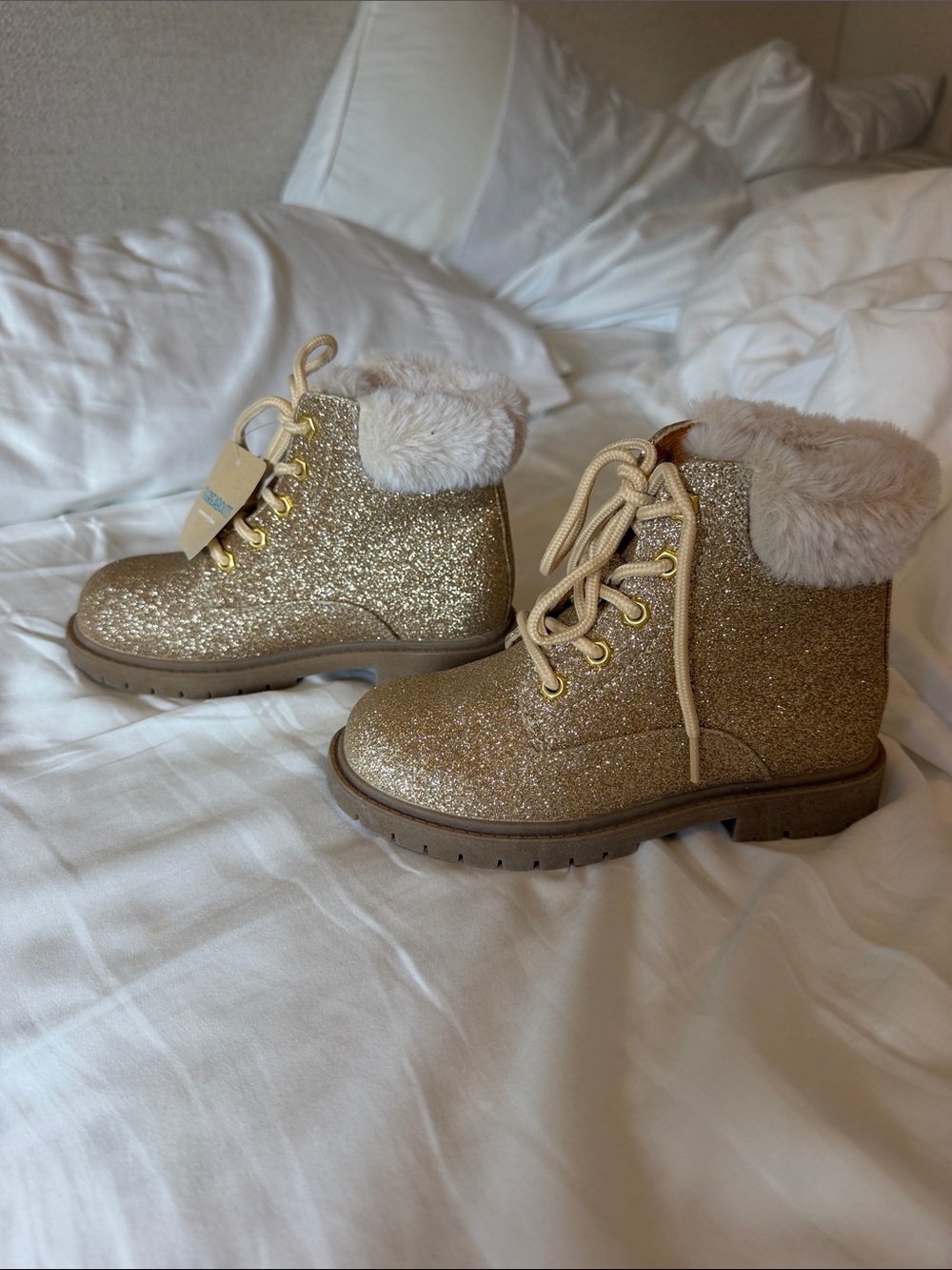 Thereabouts Gold Glitter Lace-Up Kids Winter Boots with Faux-Fur size 11